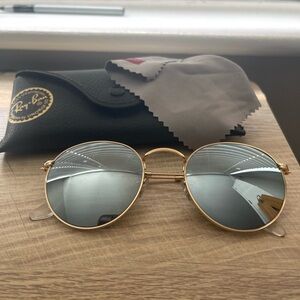 Ray-Ban Gold Round Sunglasses
